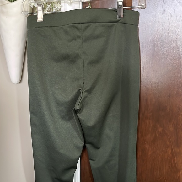 Olive & Black Pleather Small New Leggings - Picture 5 of 6